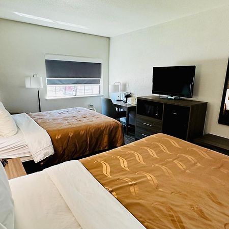 Quality Inn Near Seaworld - Lackland San Antonio Exterior photo