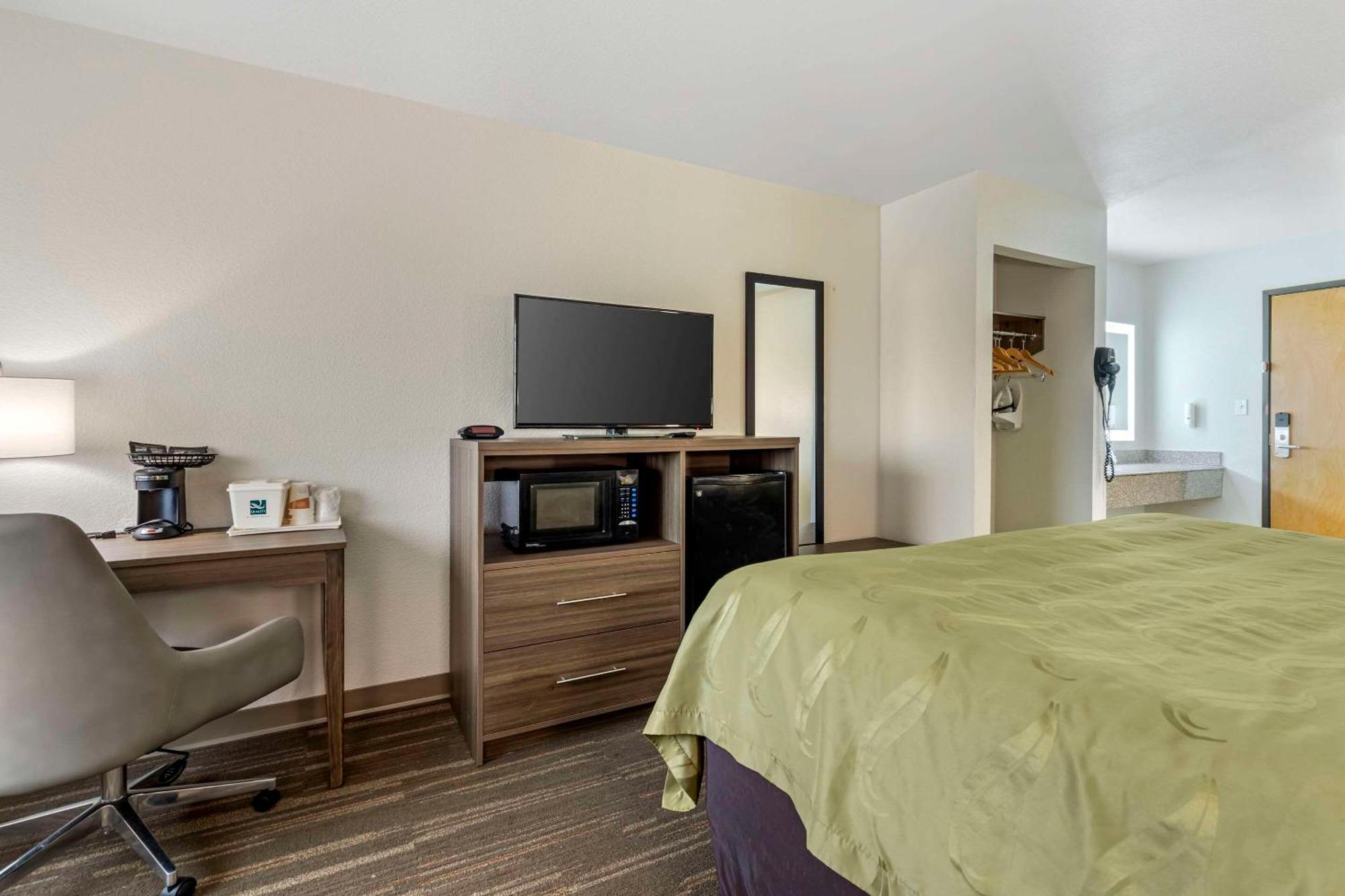 Quality Inn Near Seaworld - Lackland San Antonio Exterior photo