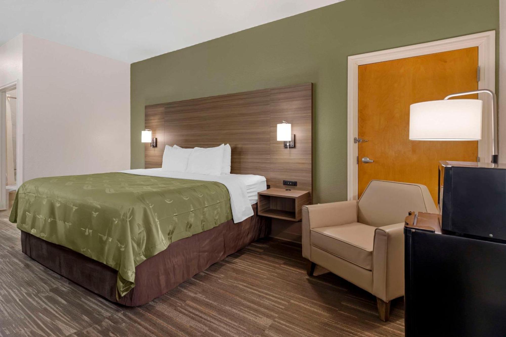 Quality Inn Near Seaworld - Lackland San Antonio Exterior photo
